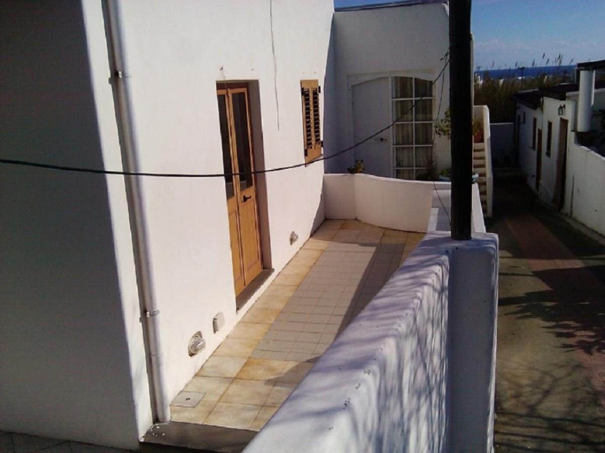 Case La Pergola Estrómboli Exterior foto