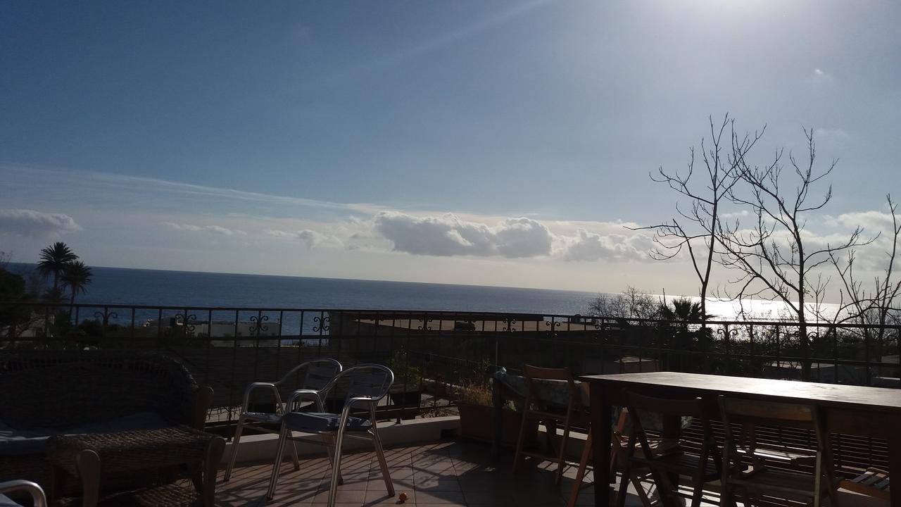 Case La Pergola Estrómboli Exterior foto